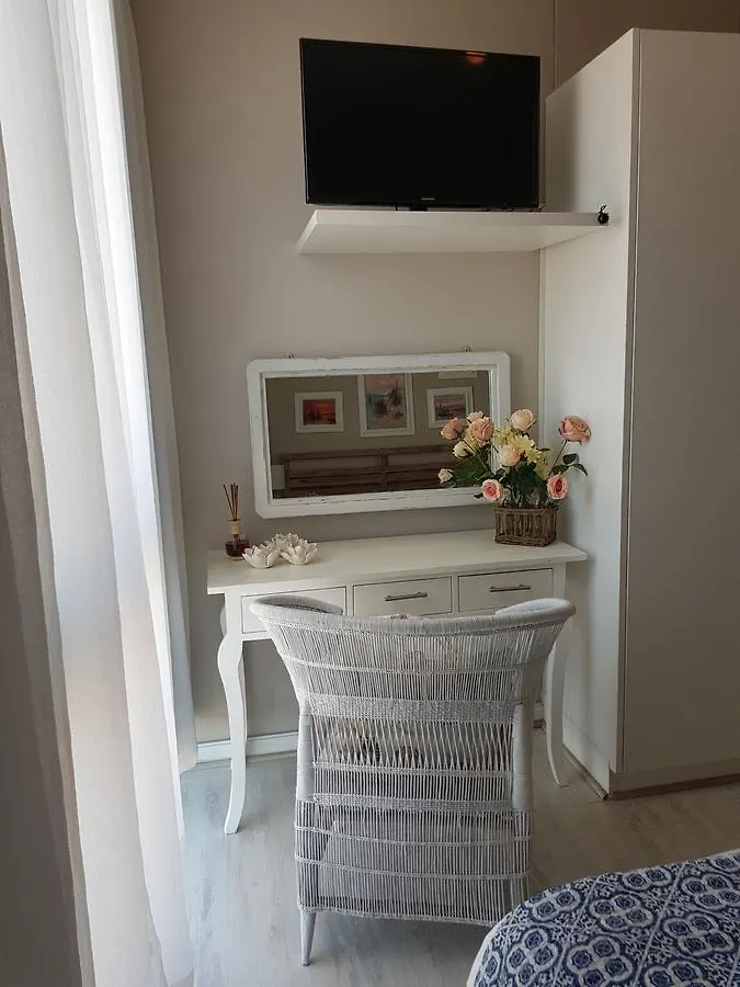 Harbour Bridge Suite 220 Cape Town